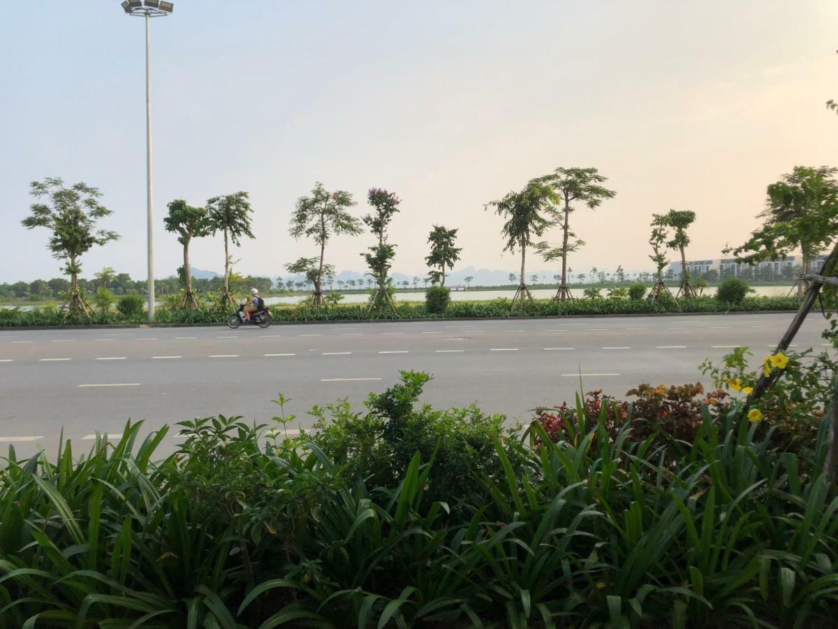 E12 Greenbay Village Ha Long Esterno foto