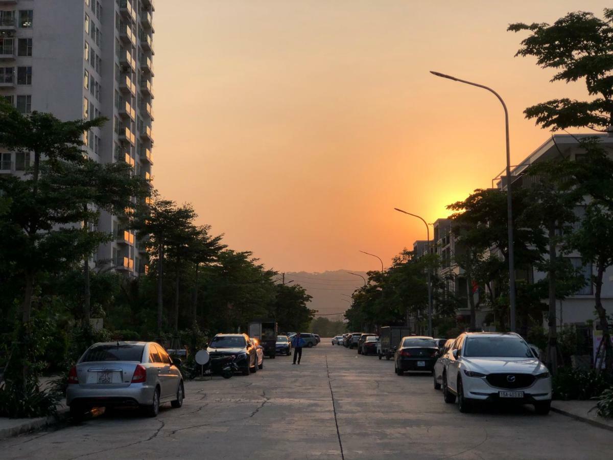 E12 Greenbay Village Ha Long Esterno foto